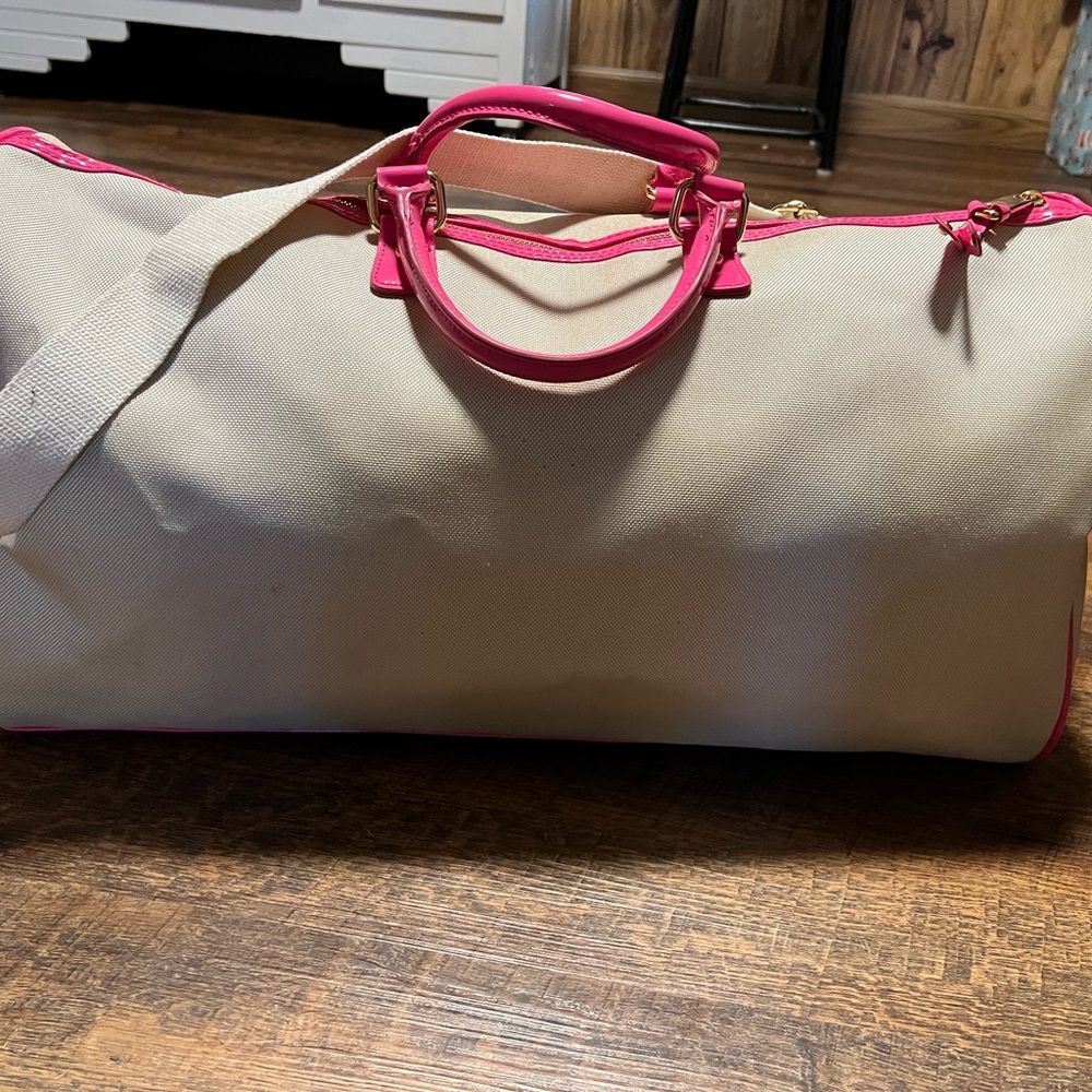 Victoria's Secret Love The Sexiest On Earth Beige Canvas Pink duffle bag - Picture 5 of 5